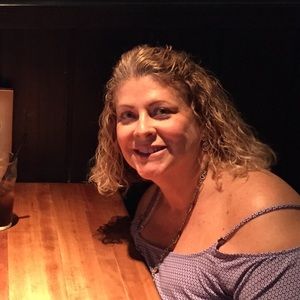 Meet your Posher, Cindy